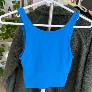 Lululemon Power Pivot Tank. PTP: 11”. XS